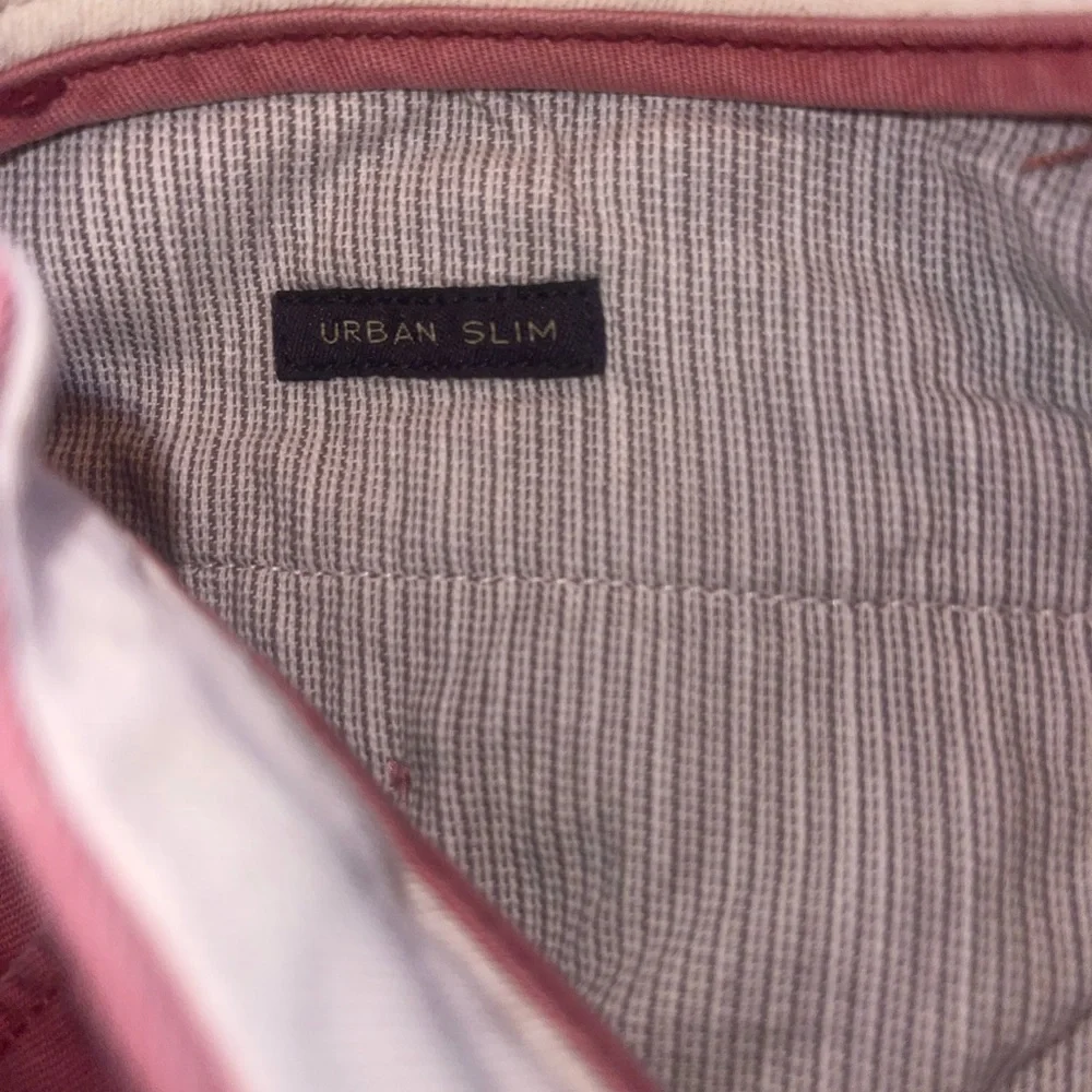 J Crew Broken In Urban Slim Men's Pink Coral Chino Pants‎ 29x32